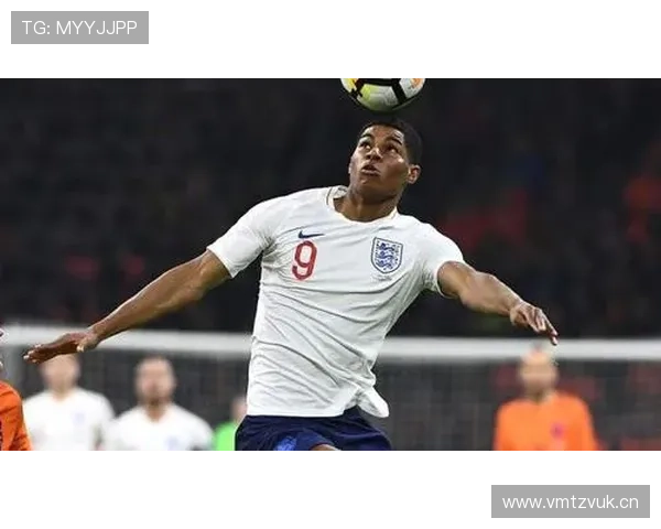 拉什福德无球前插与纵深打击解析