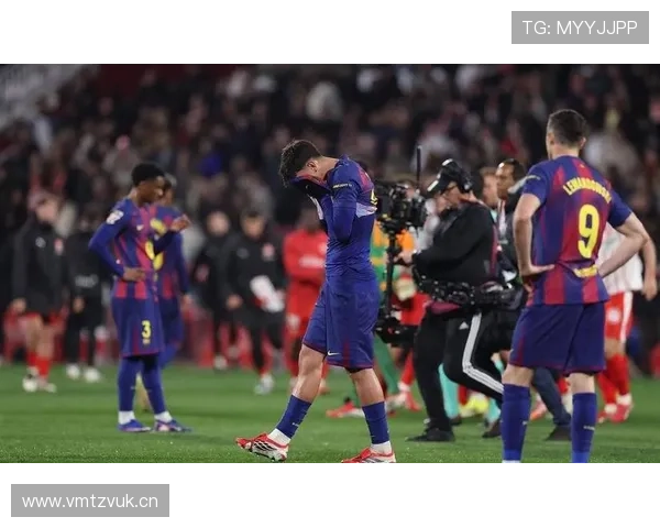 巴萨青训依赖加剧，引援压力下无奈转向年轻阵容