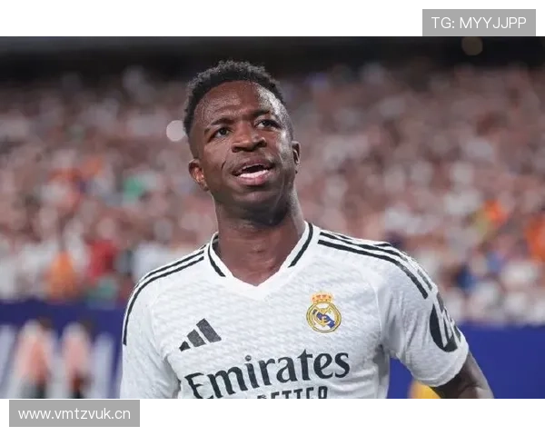 维尼修斯 vs 罗比尼奥:早期模板相似度与风格差异分析 维尼修斯 vs 罗比尼奥:早期模板相似度与风格差异分析