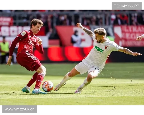 拜仁慕尼黑进攻围绕凯恩展开,体系简化趋势显现,对赛季表现稳定性面临考验 拜仁慕尼黑进攻围绕凯恩展开,体系简化趋势显现,对赛季表现稳定性面临考验